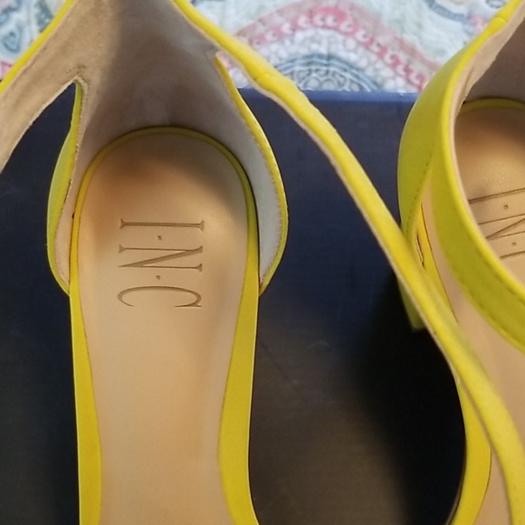 INC Kivah Sandal - Picture 2 of 6